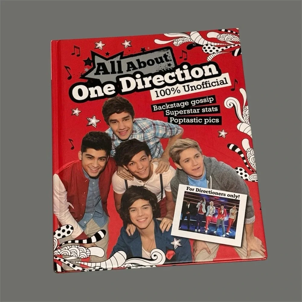Red One Direction Book - Picture 1 of 4
